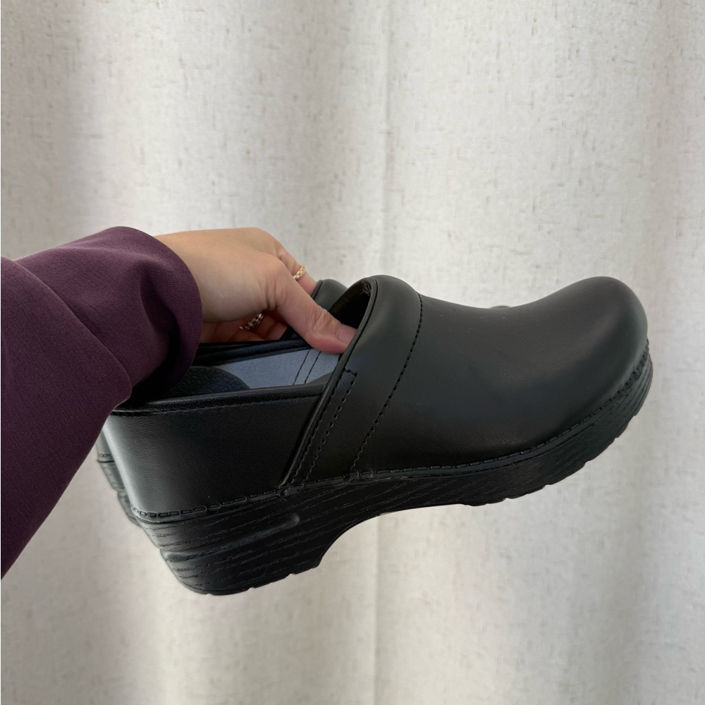 Dansko | Black Women's Clogs - Picture 3 of 6